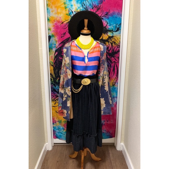 π Amazing modern color block dress - Picture 9 of 11